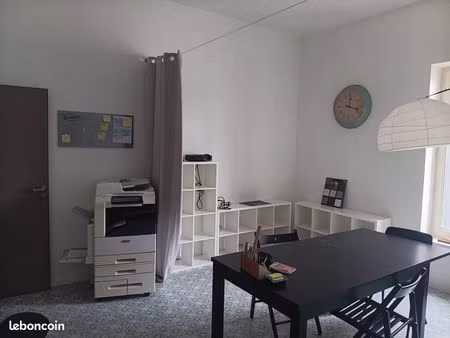 bureau individuel 20m²