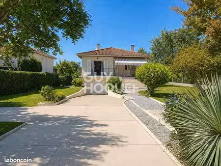 maison 7 pièces 178 m²