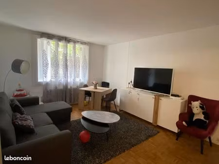 superbe appartement t4 aux portes de paris kremlin bicetre (collocation possible )