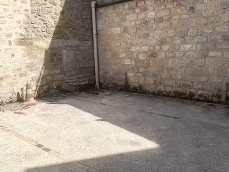 place de parking à louer – hyper-centre de pontoise