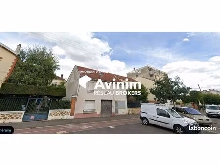 local 30 m² sannois