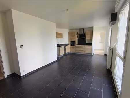 appartement - 3ème étage - 44 55 m2 - 2 pièces - non meublé
