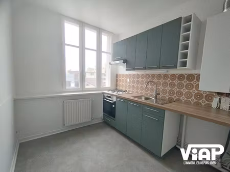 location appartement 3 pièces 52 m² à limoges (87000)