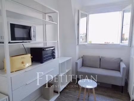 studio meuble - muette