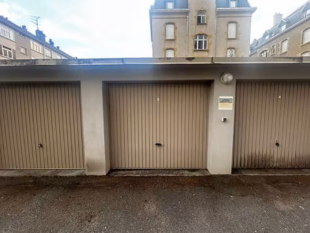 parking / box metz