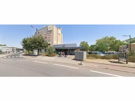 location commerce perpignan 66100 1350m²