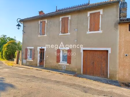 maison ancienne mitoyenne centre village avec jardin