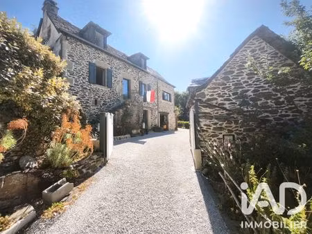 maison de campagne à castelnau-de-mandailles (12500)
