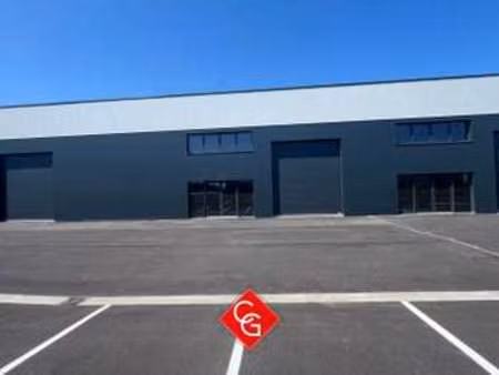vente bureaux et commerces à trévières (14710) : à vendre / trévières