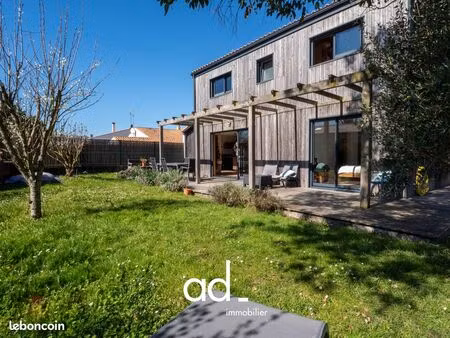 maison 6 pièces 130 m²