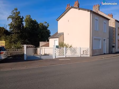location maison de ville avec garage