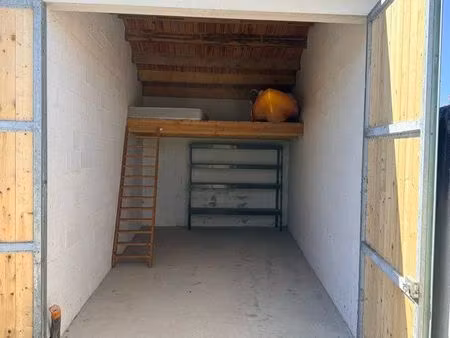 garage