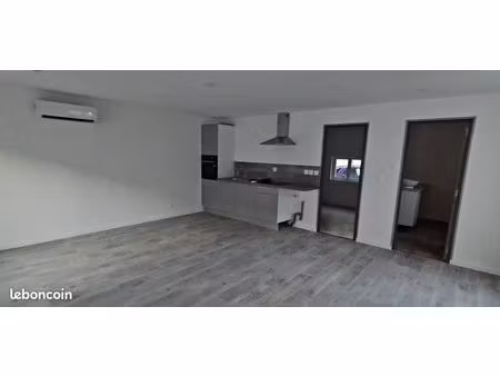 maison 62m² dpe c  pompe chaleur  cuisine equipee  2ch  petite cour
