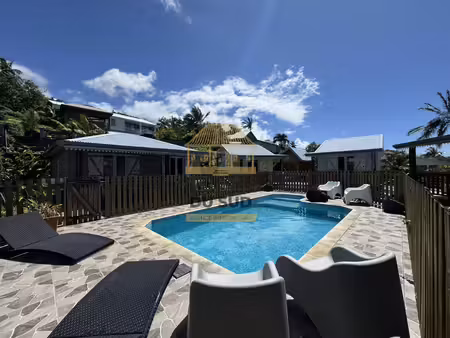 saint-philippe – basse vallée – ensemble de 5 bungalows en location saisonnière