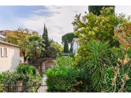 grand appartement de 4 pièces principales terrasse de 30m2