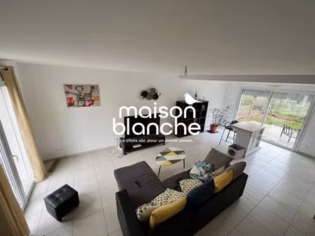 location maison 6 pièces 115 m² à montbazon (37250)  1 201 €