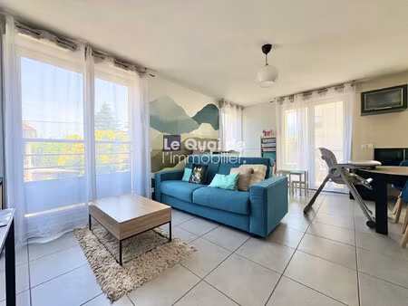 a vendre : appartement t3 + balcon (garage en sus du prix)