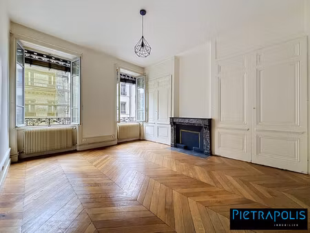 t2 quartier préfécture lyon 3