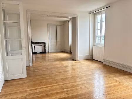 macon centre - appartement 4 pièce(s) de 119.93 m²