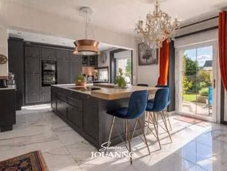 vente maison à pontivy centre ville (56300) : à vendre / 181m² pontivy centre ville