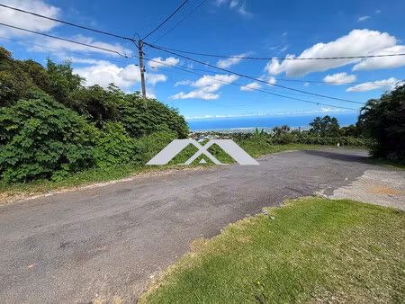 terrain constructible de 512 m² – le tampon  secteur 17ème k