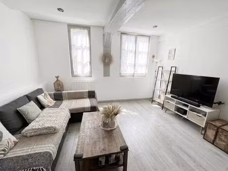 appartement t2 de 46.67 m²  rouen rive droite avec accès grand jardin