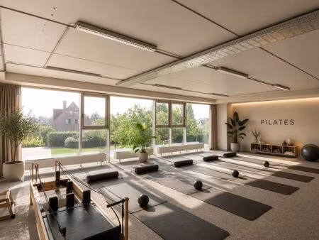 bureaux à louer à hoogleedsesteenweg 348 roeselare (rbw38704)