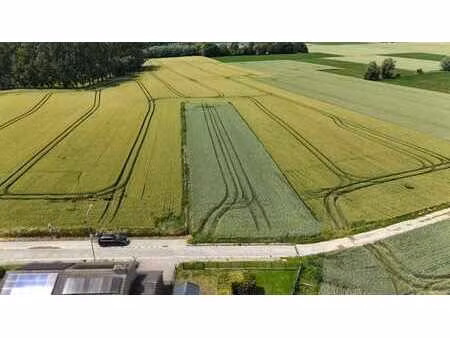 parcelle de terrain agricole 28a 40ca  située à la campagne
