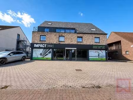 toplocatie: verhuurd handelspand van 258 m² met atelier e...