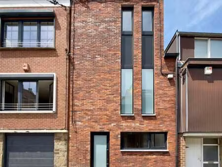 jolie maison construite en 2022  3 chambres  idéalement situ