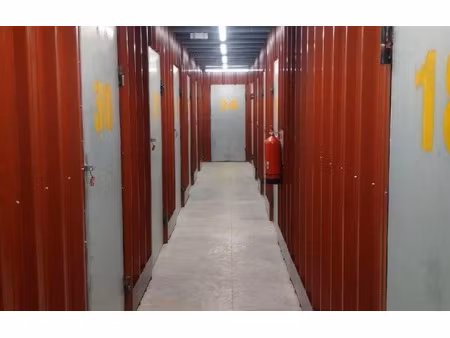 location locaux professionnels 5 m² à peyrolles-en-provence (13860)  79 €