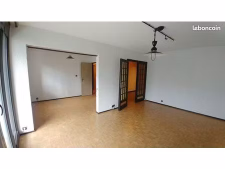 appartement 3-4 pièces 81m²