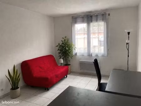 vente studio libre proche facs et commerces