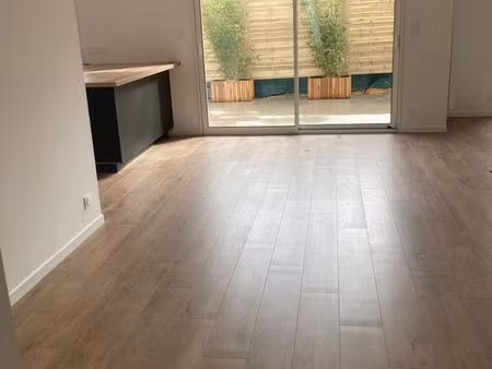 maison neuve contemporaine 103 m² avec garage et parking à lannilis - re2020