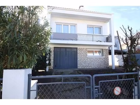 appartement t3 avec garage et stationnement