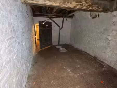 cave sécurisé 20m2-centre ville