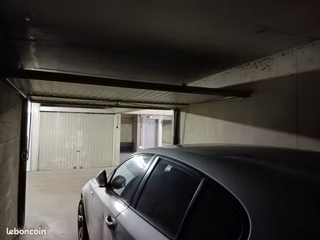 proche des allées provençales garage