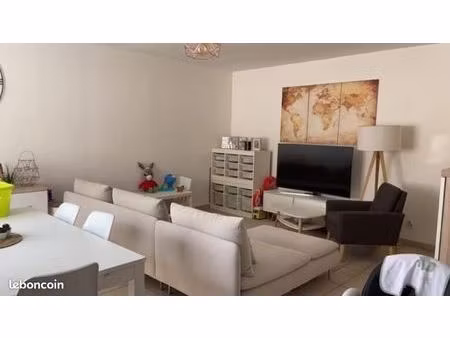 location maison de ville