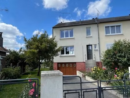 maison avec garage et jardin