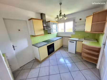 lumineux appartement 74m²  2 chambres