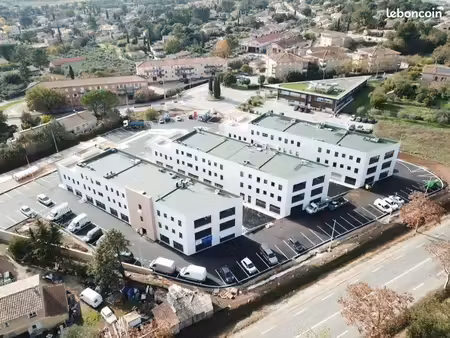 local 22 m2 médical/ paramédical à louer