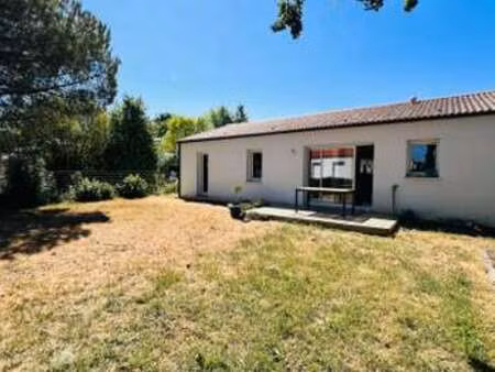 vente maison à l'aiguillon-sur-vie (85220) : à vendre / 82m² l'aiguillon-sur-vie