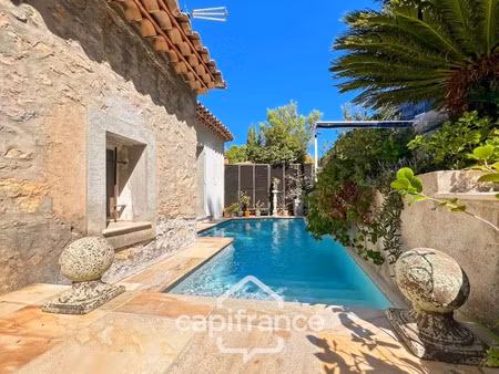 vente maison 6 pièces 201 m² à hyeres (83400)  645 000 €
