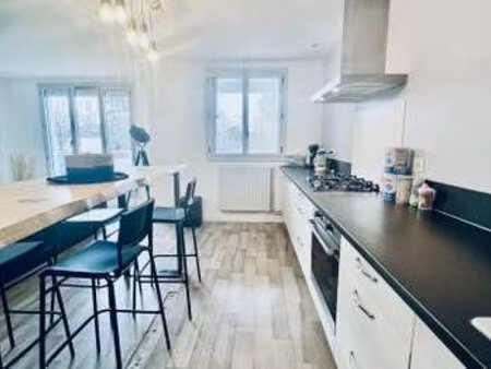 location maison à la ferté-bernard (72400) : à louer / 101m² la ferté-bernard