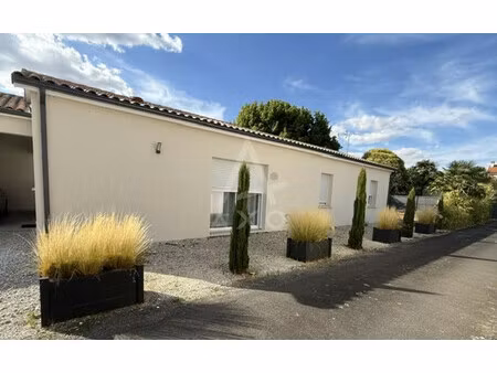 location pavillon saint yrieix sur charente  90m² 4 pièces 950€ avec terrasse