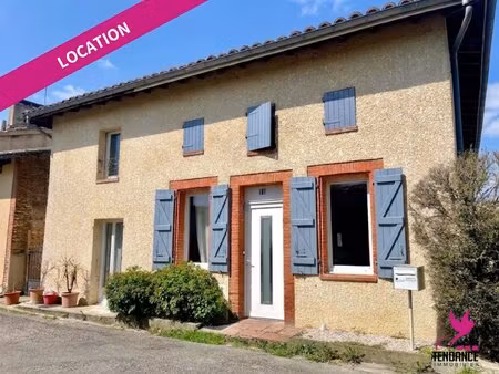 maison de village de 160 m² habitables – centre de larra.
