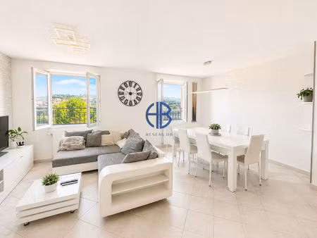 duplex de charme de 103 m² en plein coeur de la tour-du-pin ? garage  vue dégagée et prest
