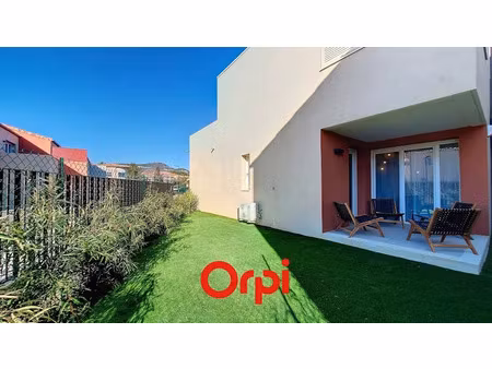 location meublée appartement 3 pièces 56.65 m² à sanary-sur-mer (83110)  1 300 €