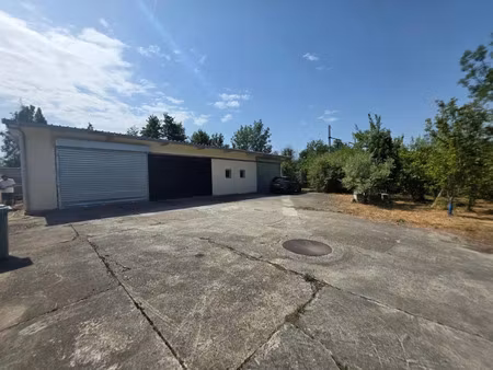location locaux professionnels 150 m² à souppes-sur-loing (77460)  nan €