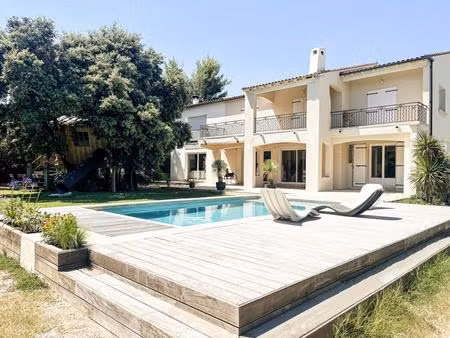 maison d’exception de 215 m² soit 158 m² pour la maison principale + 2 f2 indépendants (57
